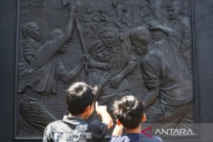 Hari Kesaktian Pancasila 2025: Tema, susunan upacara, dan link panduan